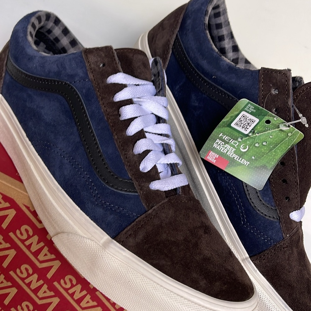 Vans Men’s Old Skool
Pig Suede Plaid Brown Navy
VN0007NTBF1
Sneakers - Picture 8 of 16